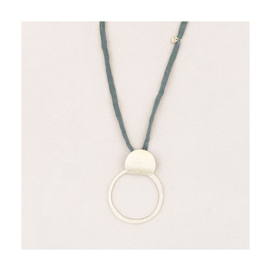 COLLAR LARGO COLGANTE ANILLA METAL