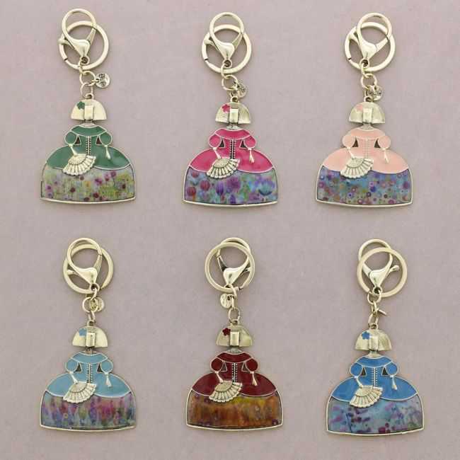 ENAMEL METAL MENINA KEYCHAIN