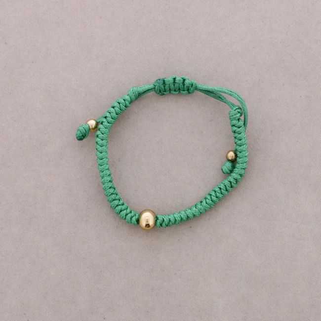 PULSERA MACRAME CUENTAS METAL