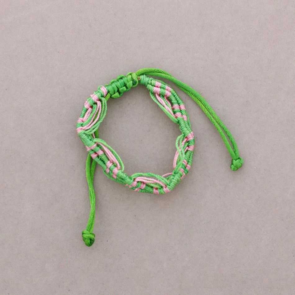 WOVEN MACRAME BRACELET