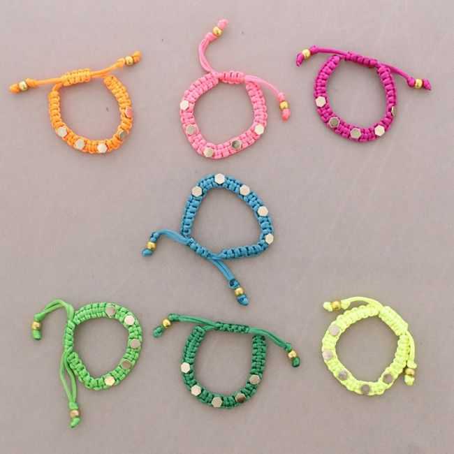 PULSERA MACRAME REMACHES