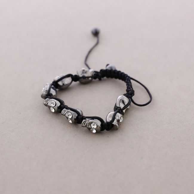 PULSERA MACRAMÉ CALAVERAS