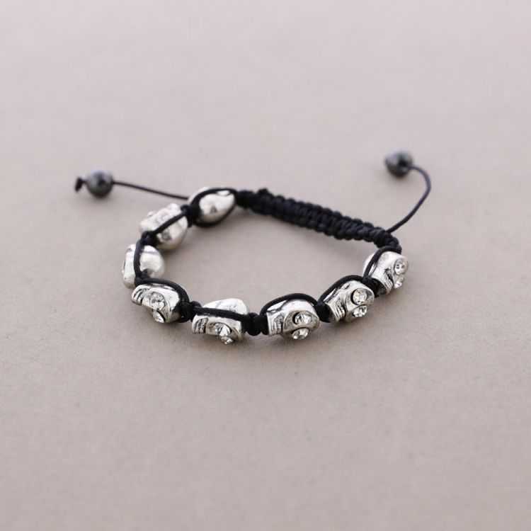 PULSERA MACRAMÉ CALAVERAS 2
