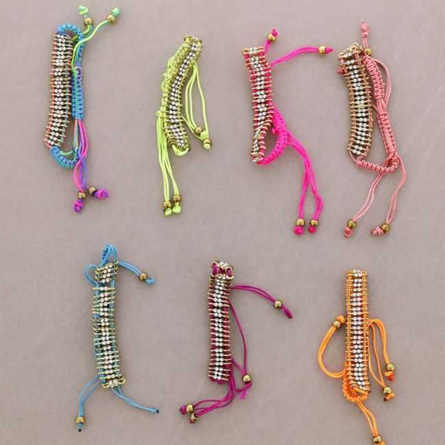 PULSERA ANUDADA CRISTALES