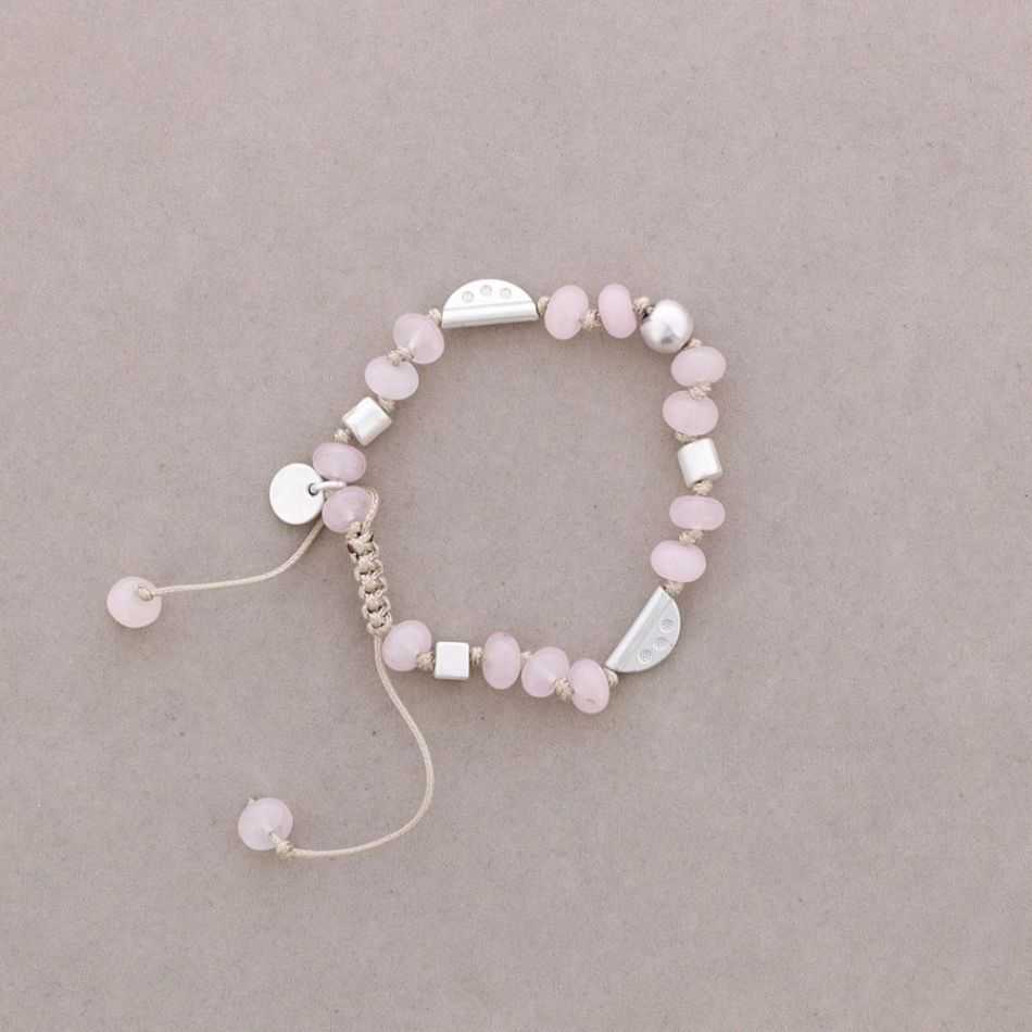 MACRAMÉ BRACELET WITH STONE METAL BEADS