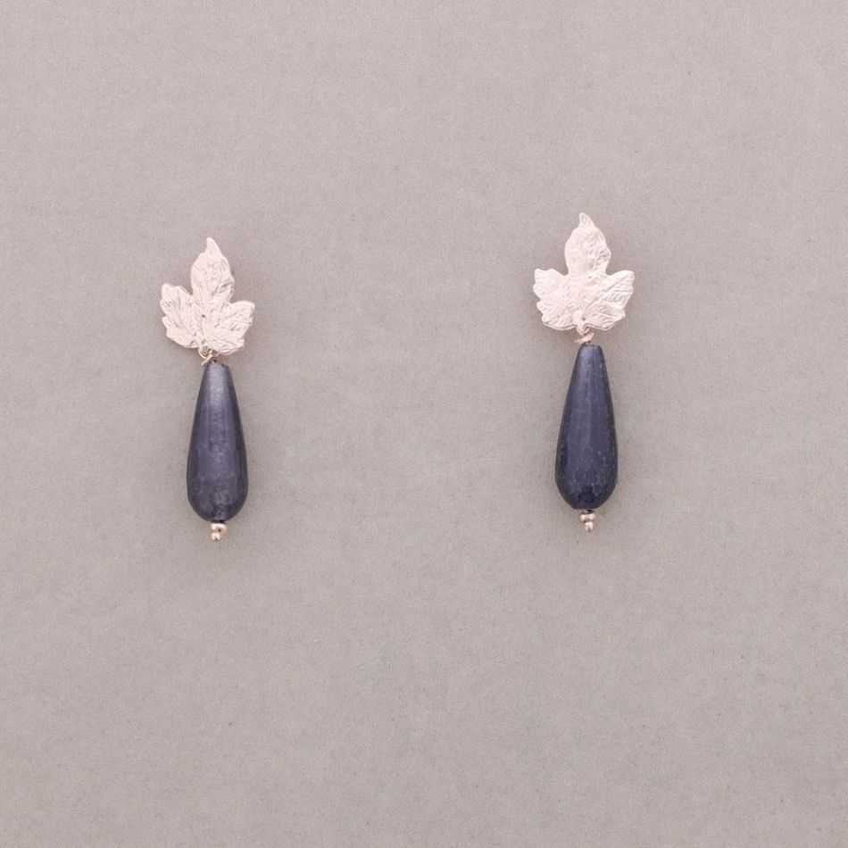 METAL LEAF STONE PENDANT EARRINGS