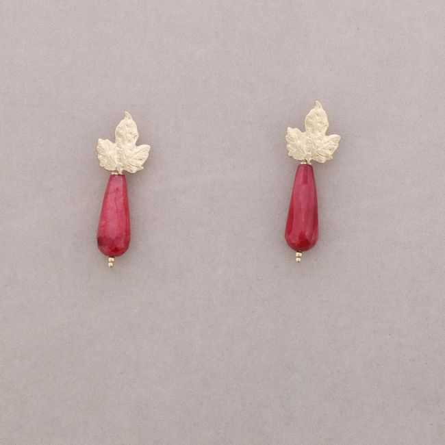 METAL LEAF STONE PENDANT EARRINGS
