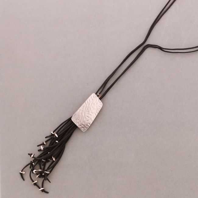 COLLAR LARGO COLGANTE METAL