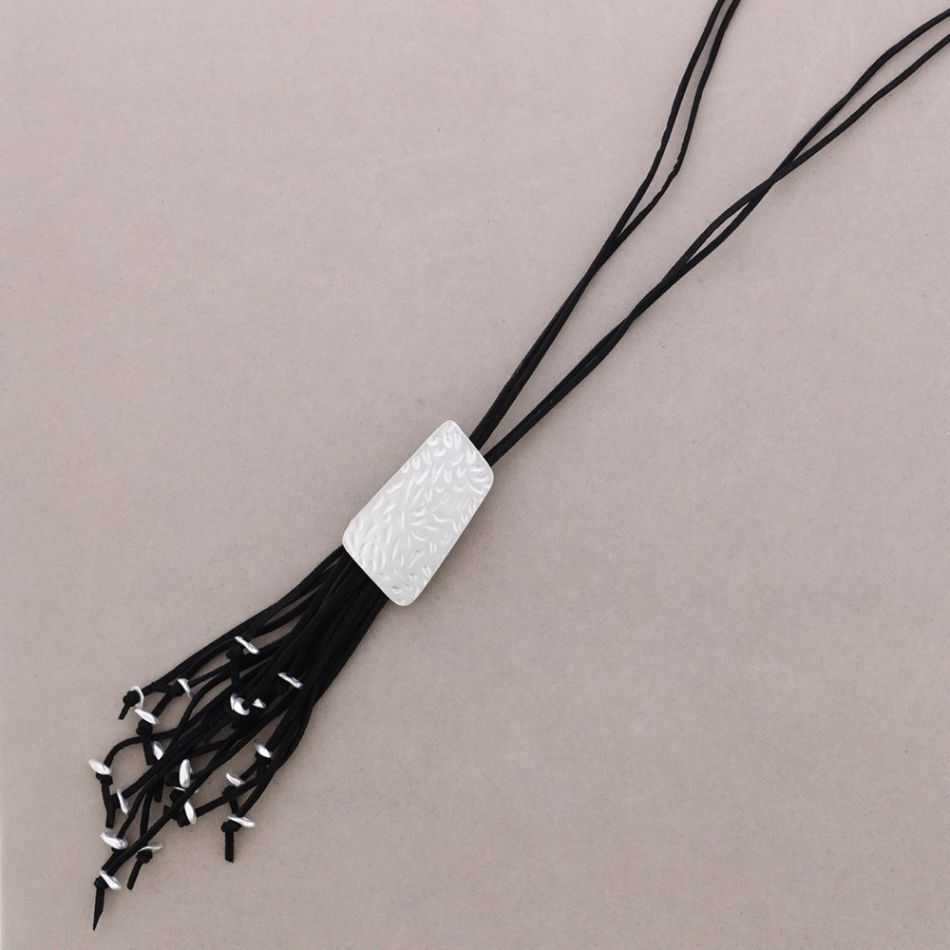 COLLAR LARGO COLGANTE METAL