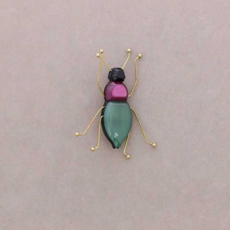 METAL LEGS RESIN INSECT BROOCH