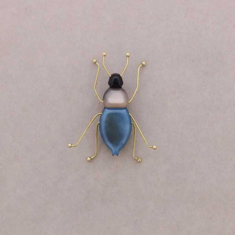 BROCHE INSECTO RESINA PATAS METAL 2