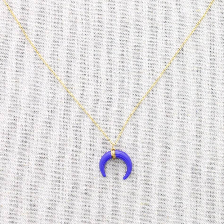 3 MILES GOLD PLATED SHORT NECKLACE HALF MOON RESIN PENDANT