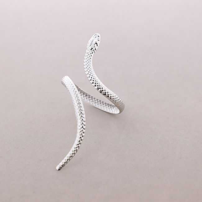 ADJUSTABLE METAL SNAKE BRACELET