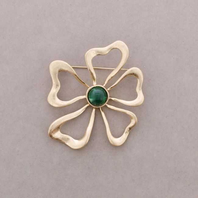 RESIN METAL FLOWER BROOCH