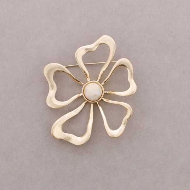 BROCHE FLOR METAL RESINA