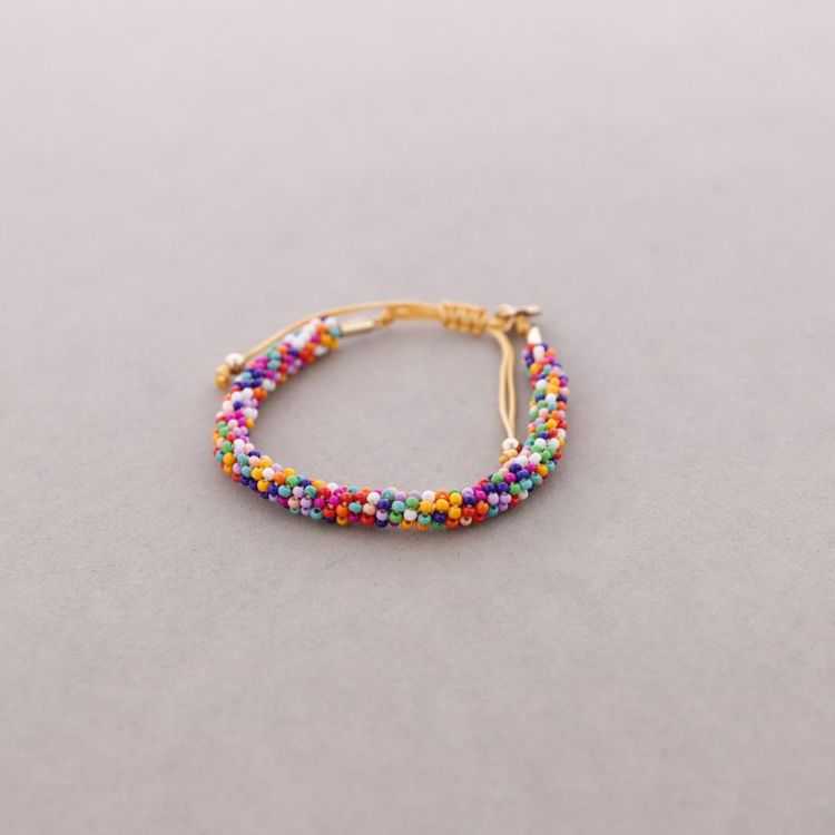 MACRAME BEAD BRACELET 2