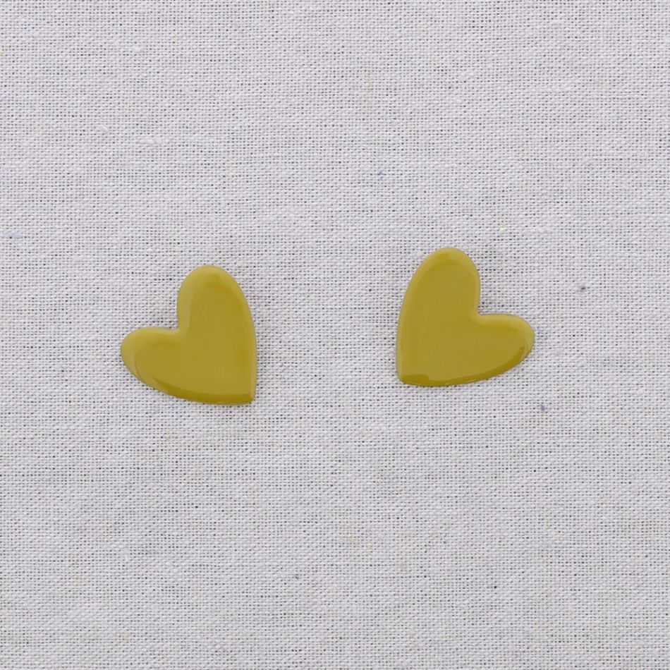 PENDIENTES PRESIÓN ACERO CORAZÓN ESMALTE