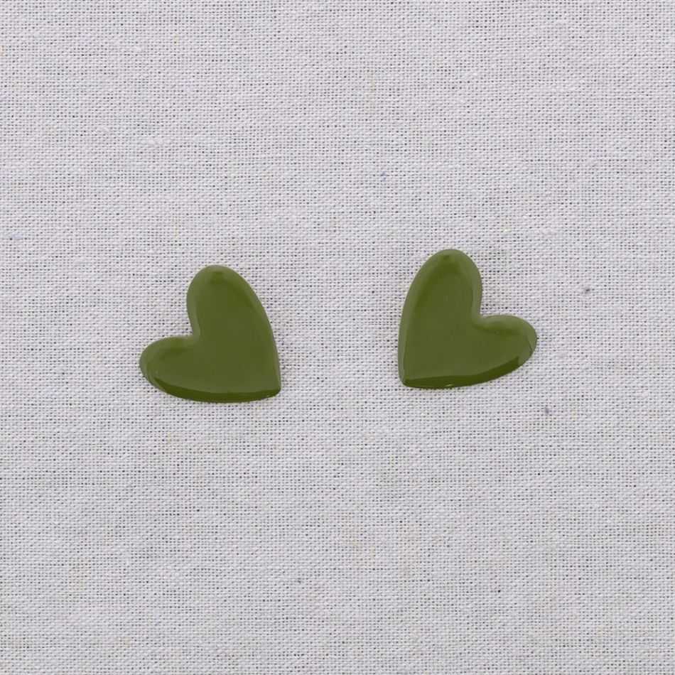 STEEL HEART ENAMEL STUD EARRINGS
