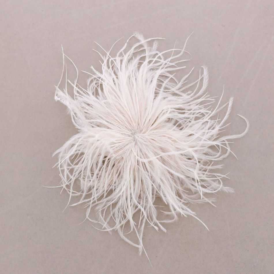 OSTRICH FEATHER BROOCH 10-15CM