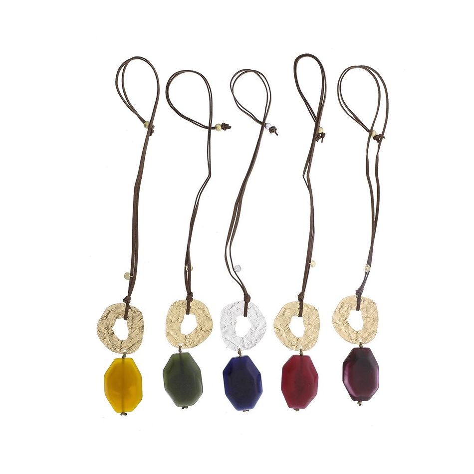 COLLAR LARGO COLGANTE METAL RESINA