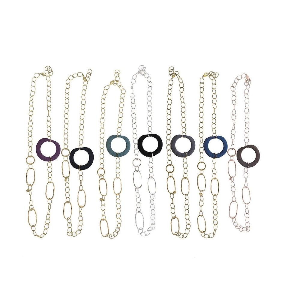 COLLAR LARGO CADENA ANILLA METAL RAFIA