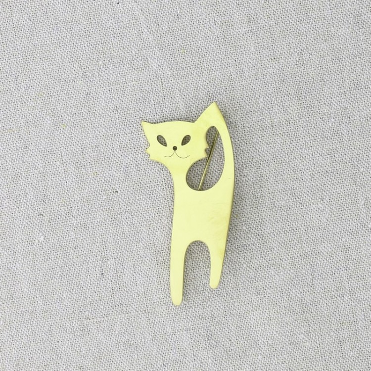 STEEL CAT BROOCH