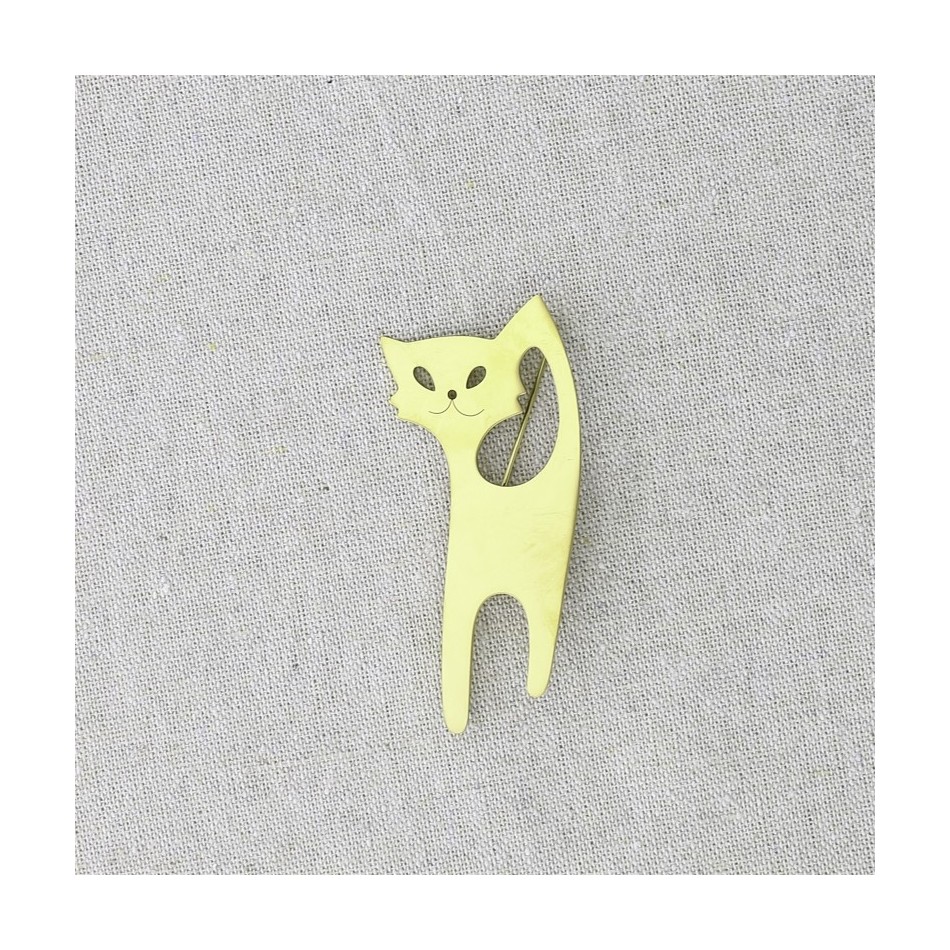 STEEL CAT BROOCH