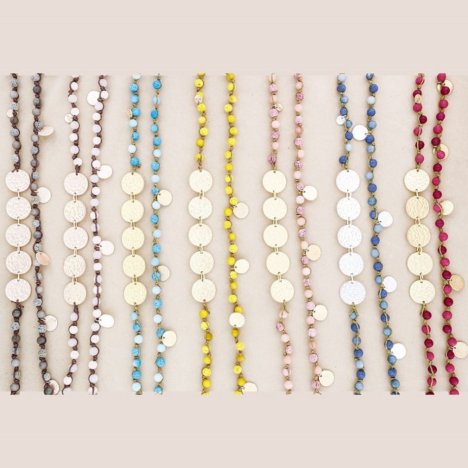 COLLAR LARGO PIEDRAS MEDALLAS METAL
