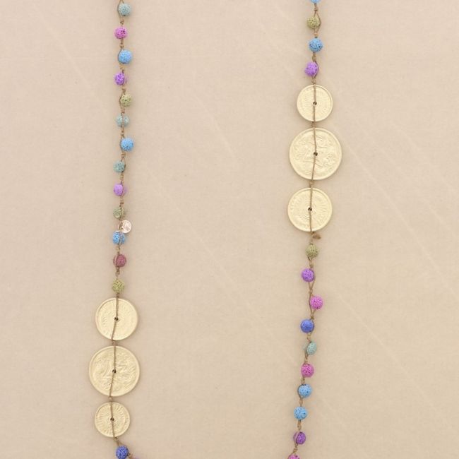 COLLAR LARGO CUENTAS LAVAS TRENZADAS MEDALLITAS METAL