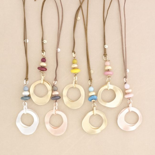 METAL DOUBLE RING STONE PENDANT LONG NECKLACE