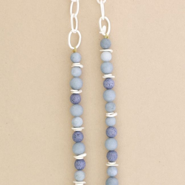 LONG NECKLACE WITH STONE BEADS CHAINS