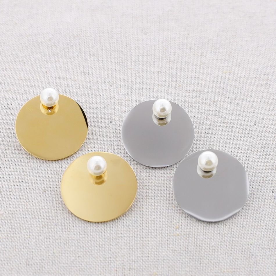 STEEL EARRINGS PEARL MEDAL