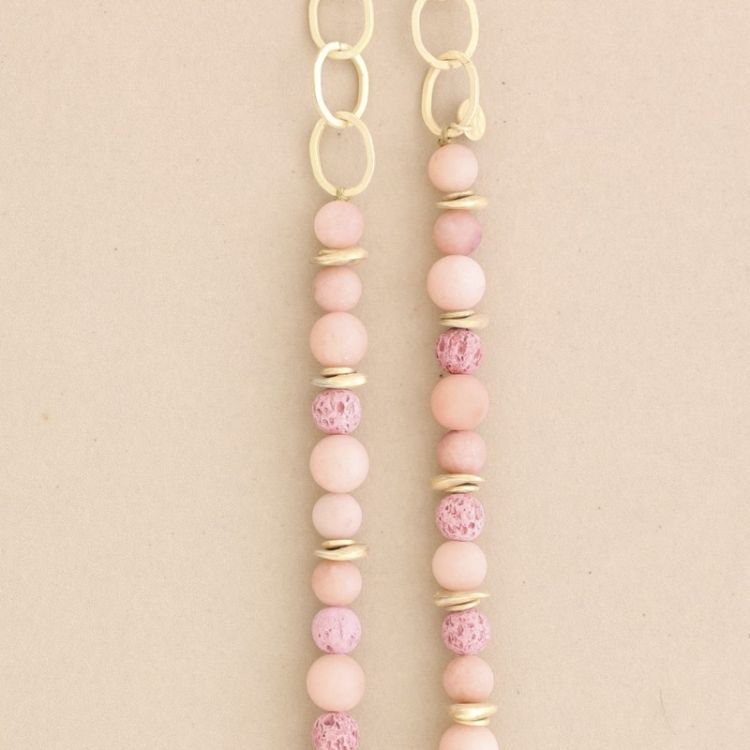 LONG NECKLACE WITH STONE BEADS CHAINS
