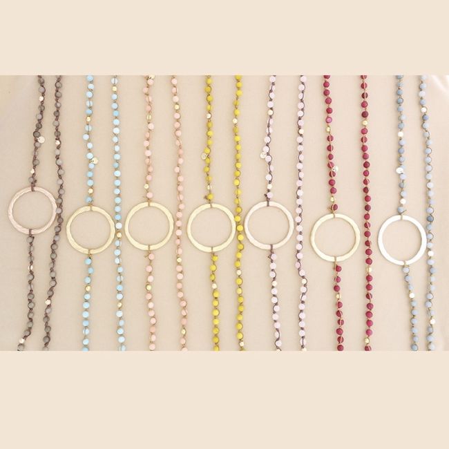 LONG NECKLACE WITH BRAIDED STONES METAL RING