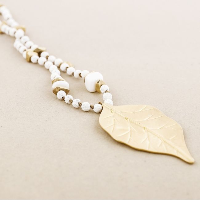 LONG NECKLACE WITH LAVA BEADS METAL LEAF PENDANT