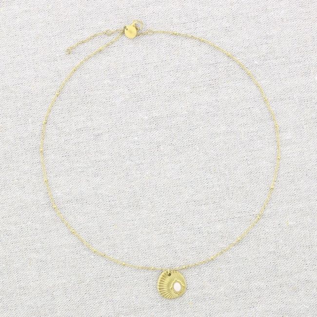 STONE MEDAL PENDANT STEEL SHORT NECKLACE