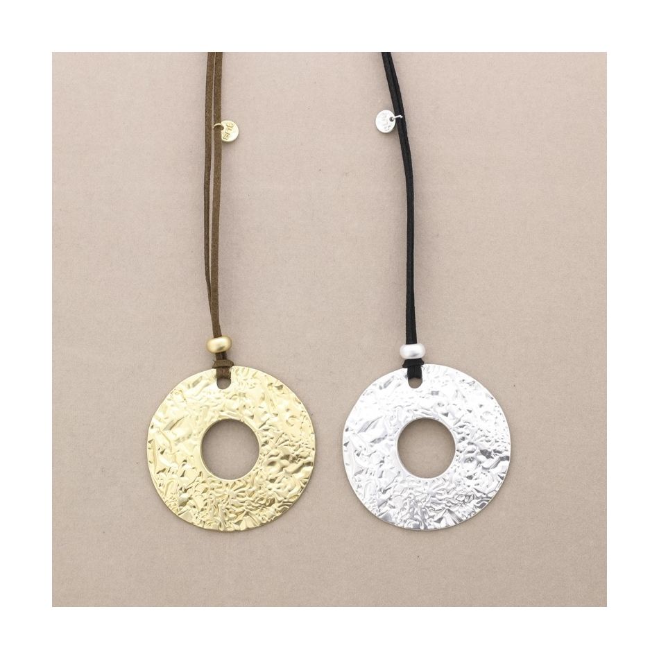 LONG METAL PENDANT NECKLACE