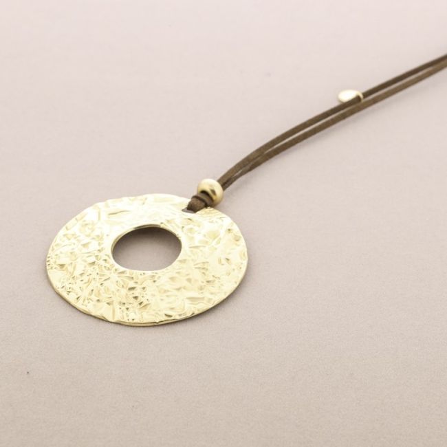 COLLAR LARGO COLGANTE METAL