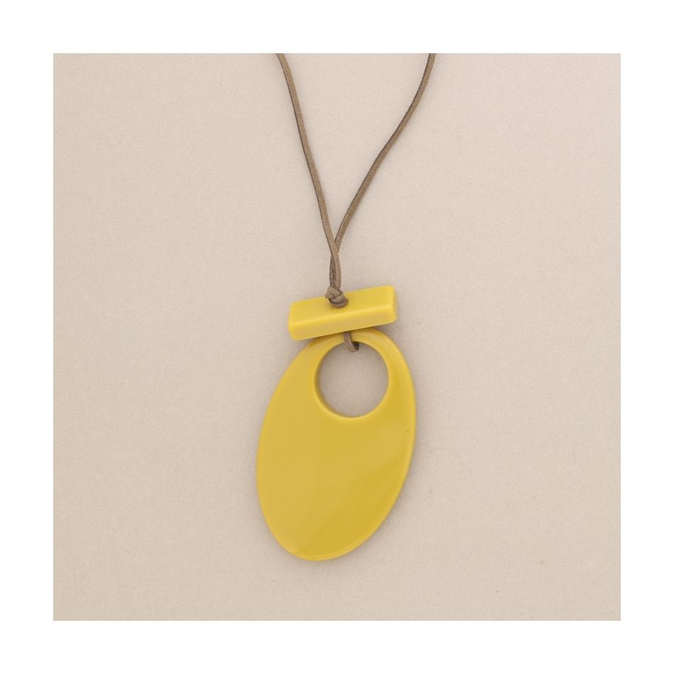 COLLAR LARGO COLGANTE RESINA