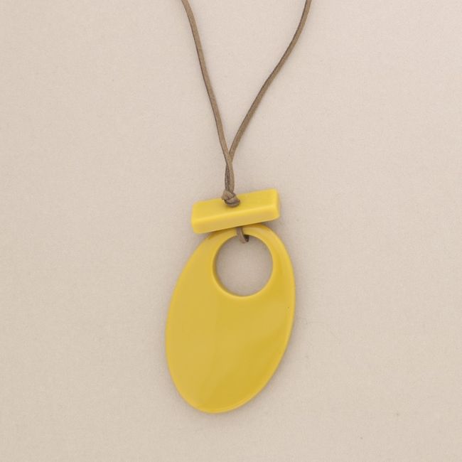 COLLAR LARGO COLGANTE RESINA