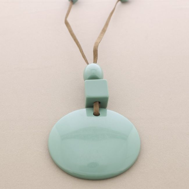 COLLAR LARGO COLGANTES RESINA