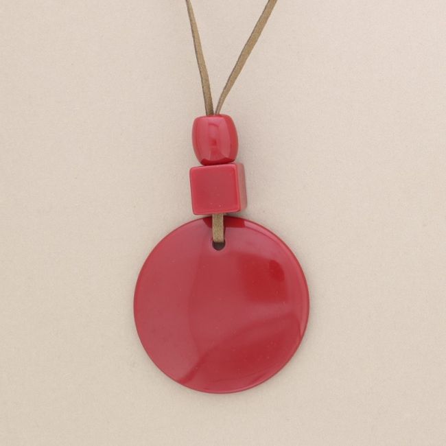 LONG NECKLACE RESIN PENDANTS