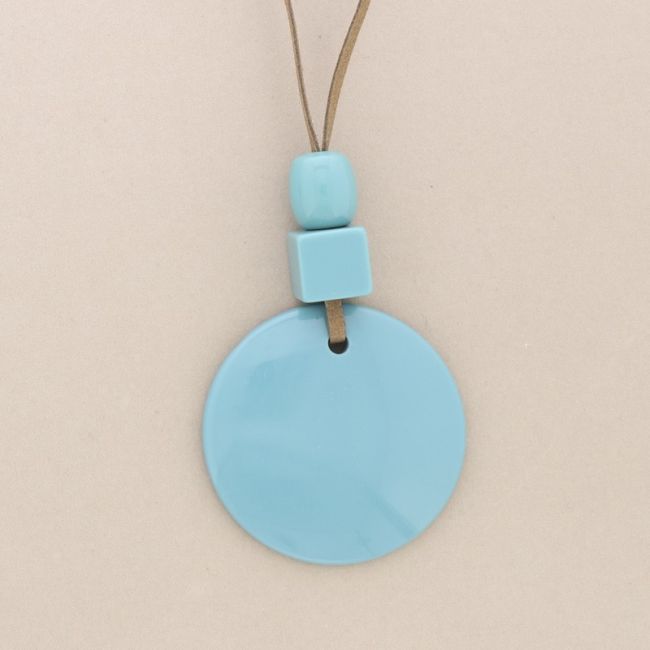 COLLAR LARGO COLGANTES RESINA
