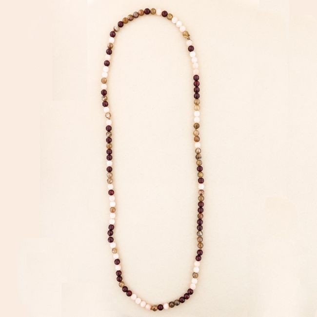 62 CM LONG NECKLACE WITH 1 CM RESIN BEADS