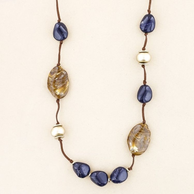 COLLAR LARGO CUENTAS RESINA 2