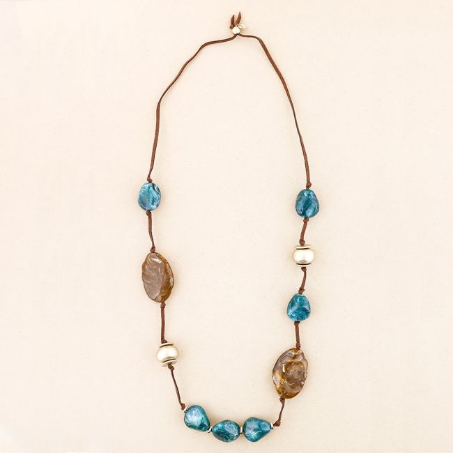 COLLAR LARGO CUENTAS RESINA