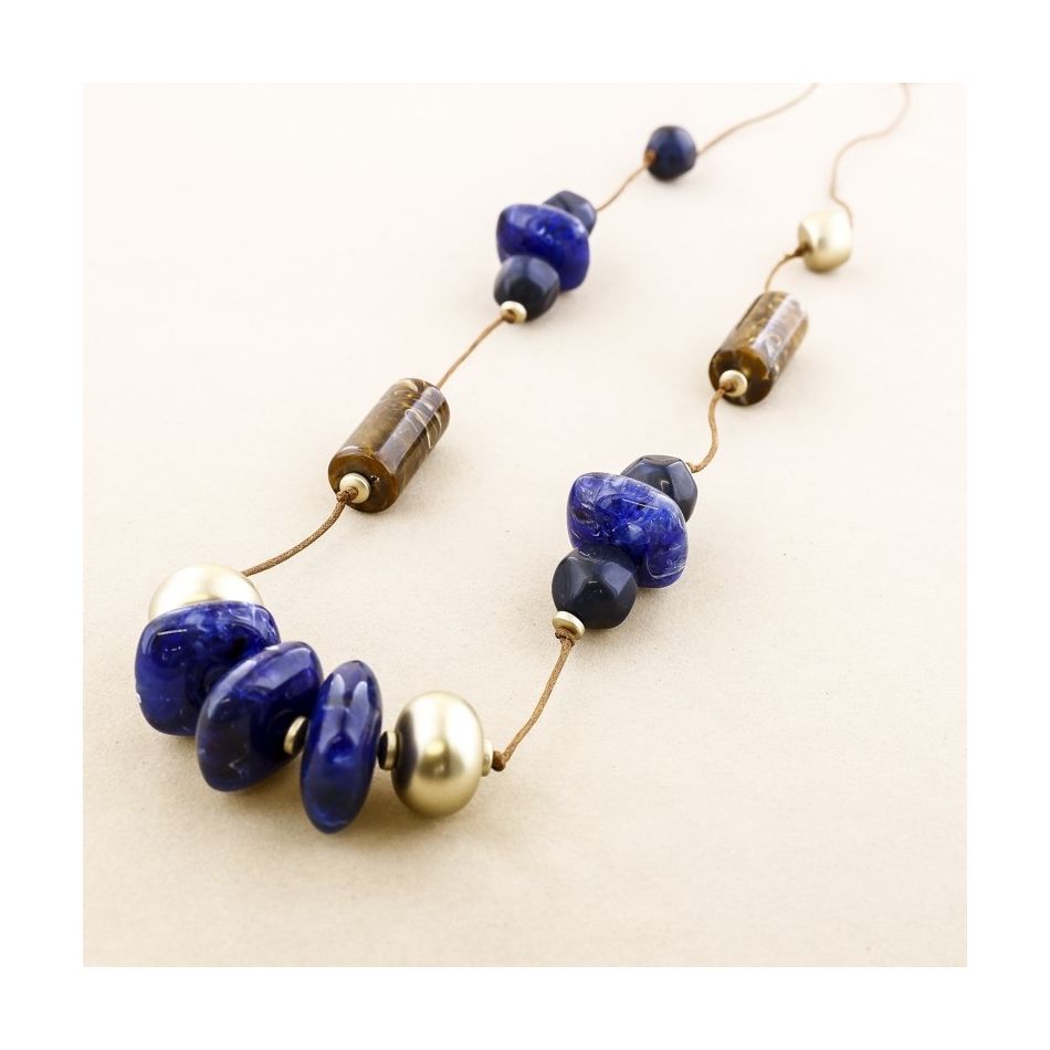 COLLAR LARGO CUENTAS RESINA