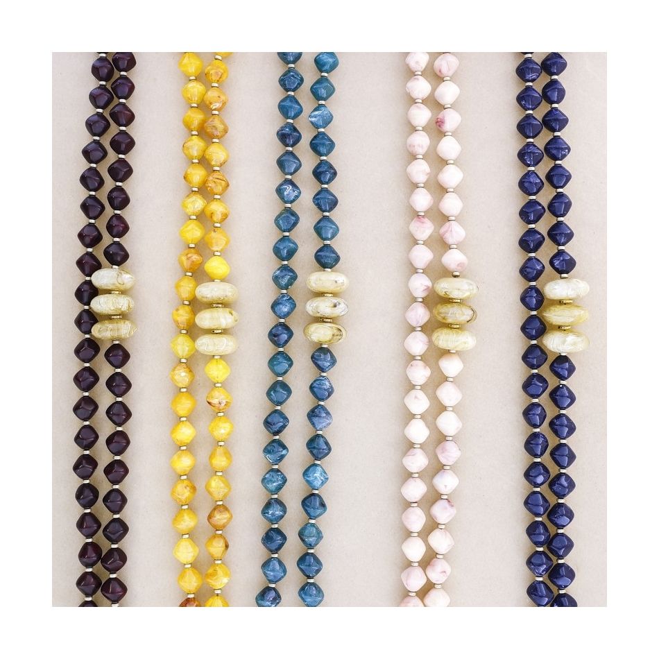 COLLAR LARGO CUENTAS RESINA