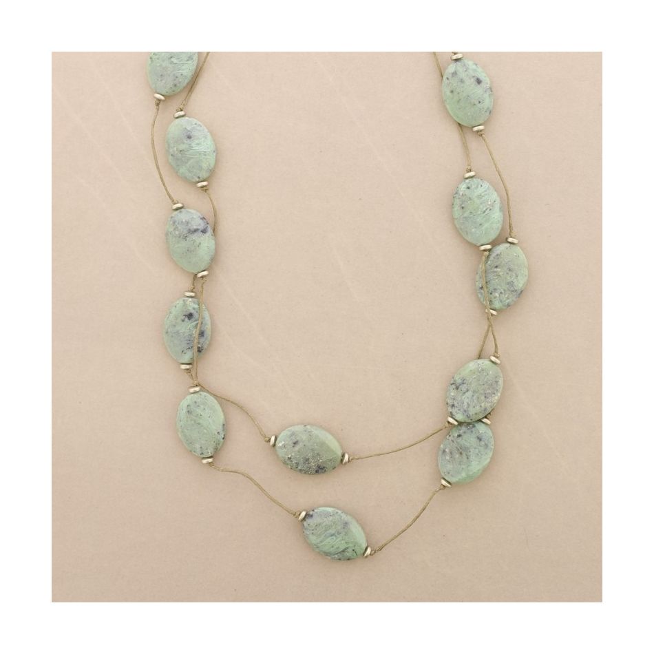 COLLAR LARGO CUENTAS RESINA