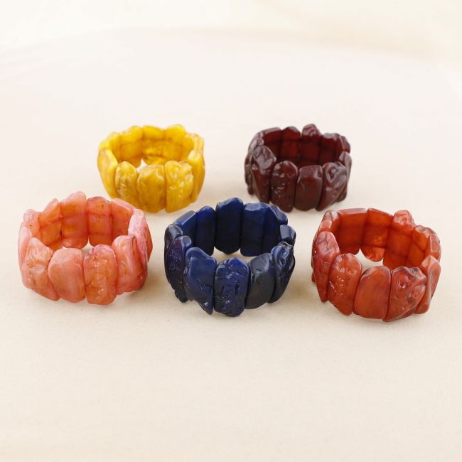 ELASTIC BRACELET WITH RESIN BEADS